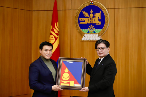 Шадар сайд С.Амарсайхан МҮХАҮТ-ын Ерөнхийлөгч Л.Төр-Одыг хүлээн авч уулзлаа